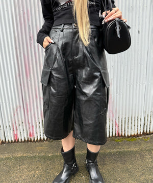 ブラック モデル：167㎝ FREE着用