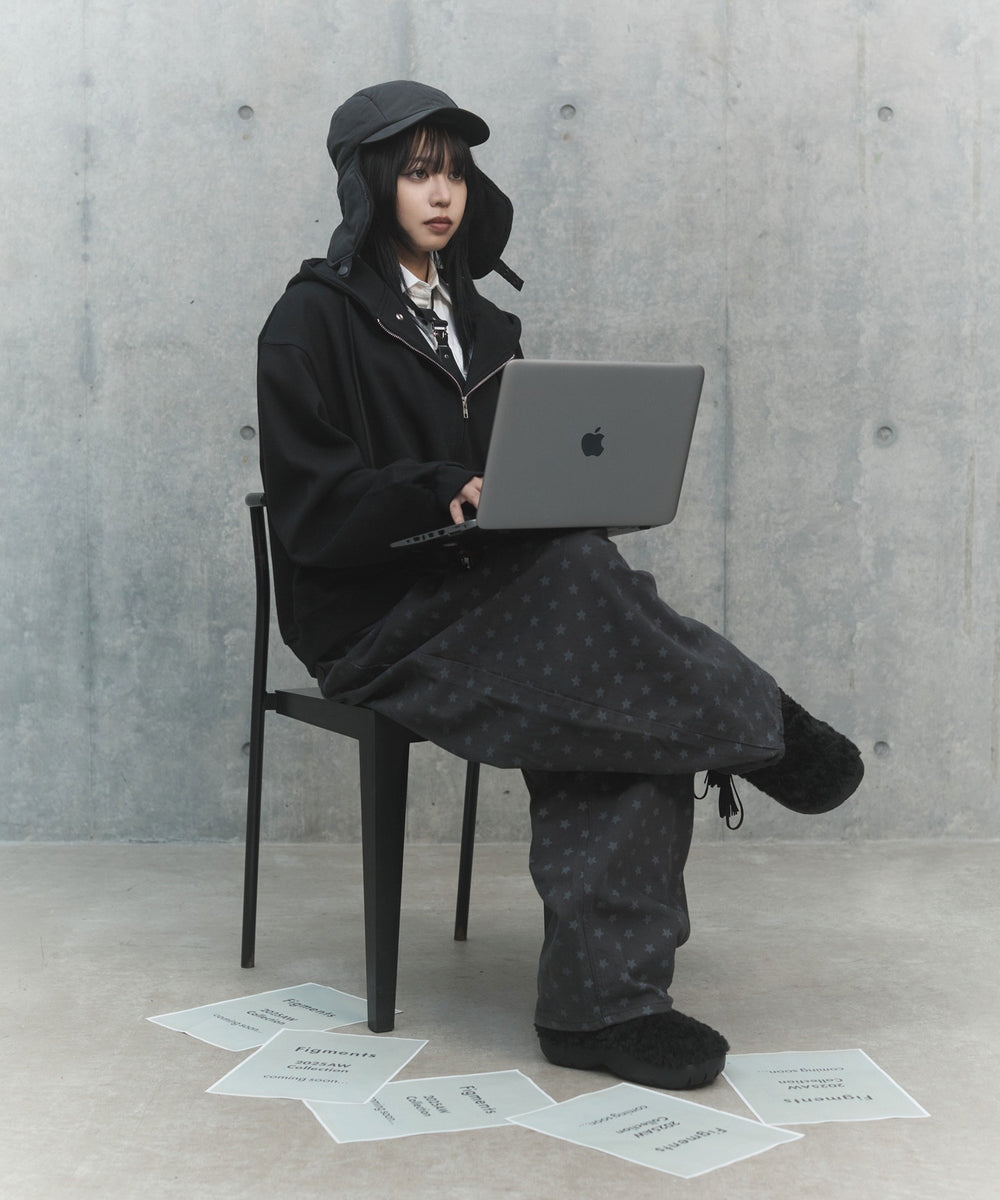 ブラック モデル：163㎝ FREE着用