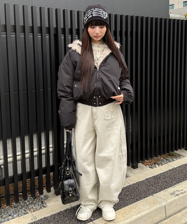 ブラック モデル：160㎝ FREE着用