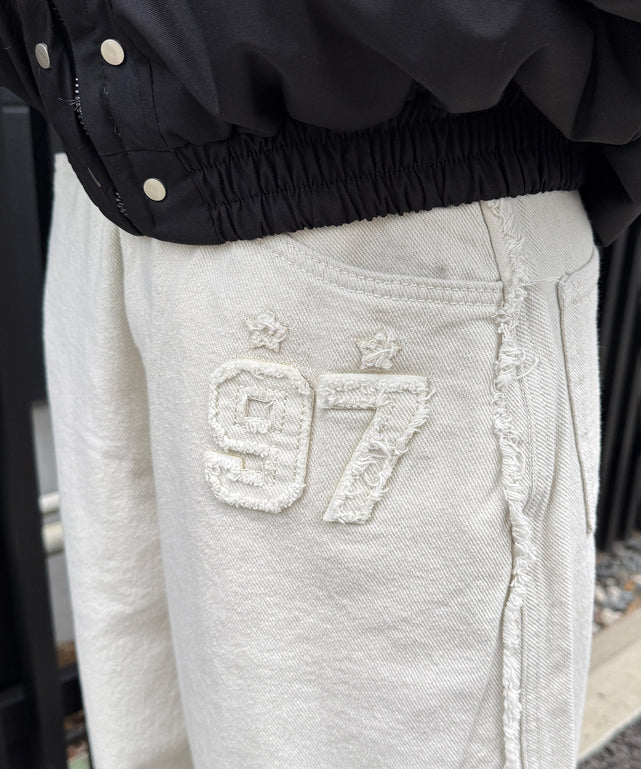 ホワイトアイボリー モデル：160㎝ S着用