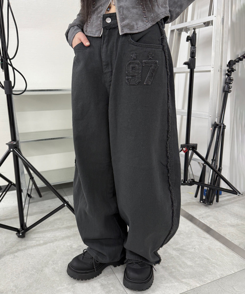 チャコール モデル：160㎝ S着用