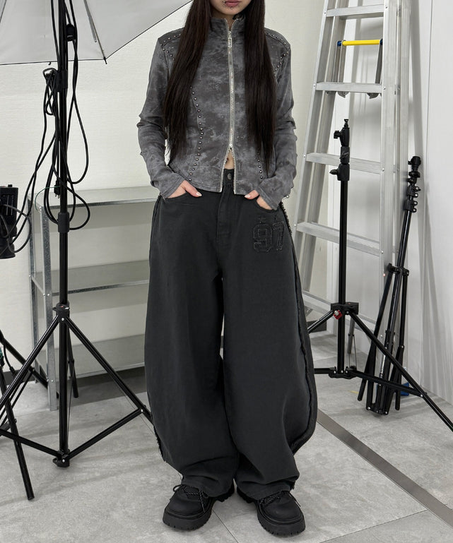 チャコール モデル：160㎝ S着用