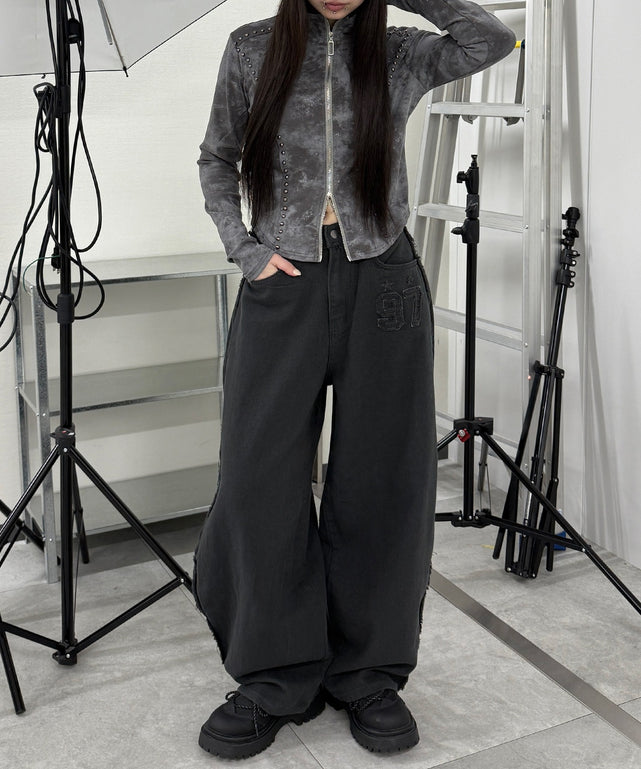 チャコール モデル：160㎝ S着用