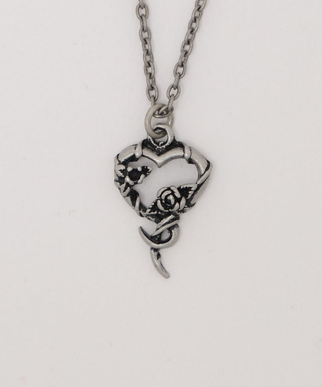 ゴシックハートネックレス