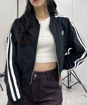 ブラック モデル：154㎝ FREE着用