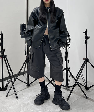 ブラック モデル：154㎝ S着用