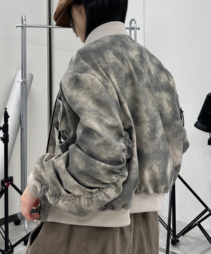 ホワイト モデル：154㎝ FREE着用