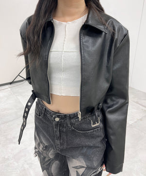 ブラック モデル：154㎝ FREE着用