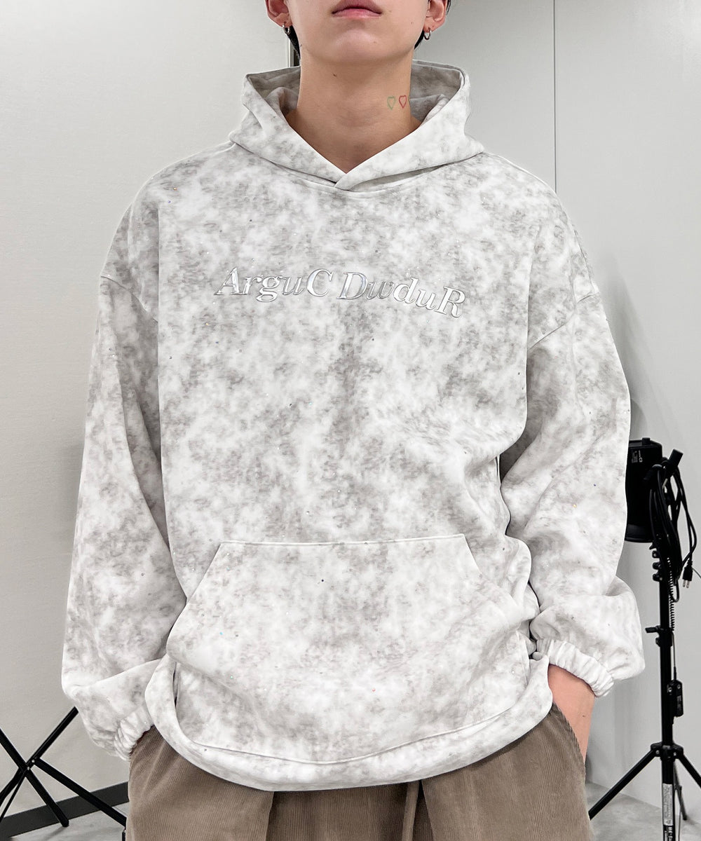 グレー モデル：178㎝ FREE着用