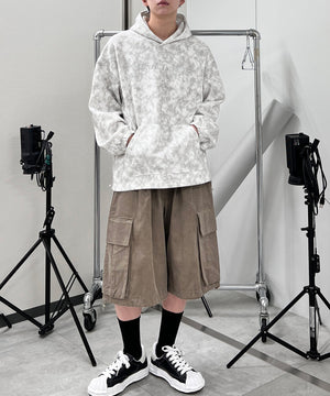 グレー モデル：178㎝ FREE着用