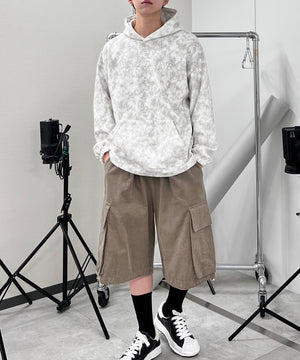 グレー モデル：178㎝ FREE着用