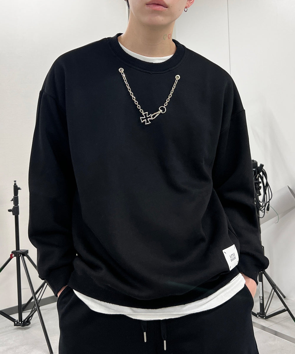 ブラック モデル：178㎝ XL着用