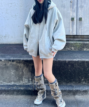 グレー モデル：154㎝ FREE着用