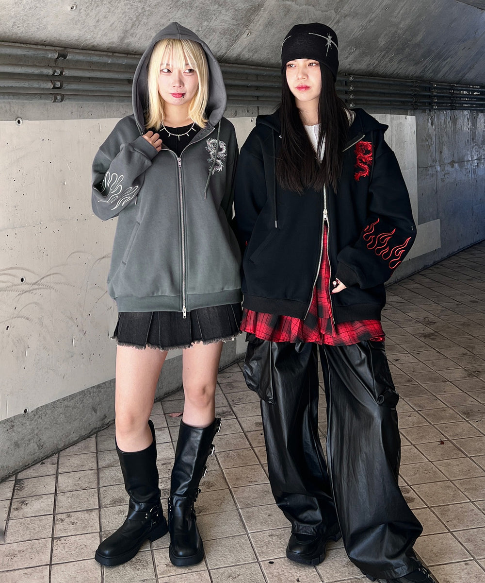 ドラゴン刺繍ビッグZIPパーカー　