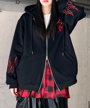 ブラック モデル：154㎝ L着用