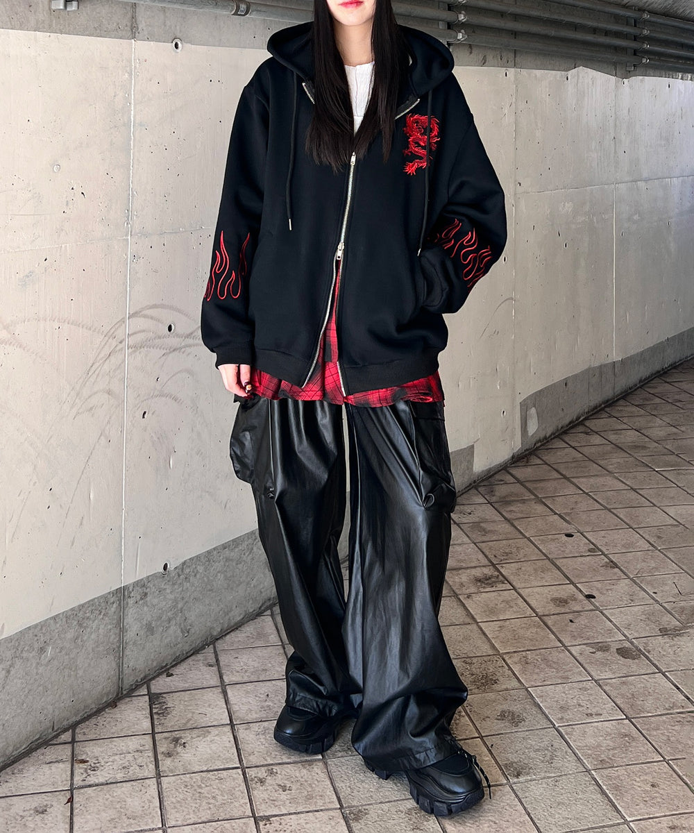 ブラック モデル：154㎝ L着用