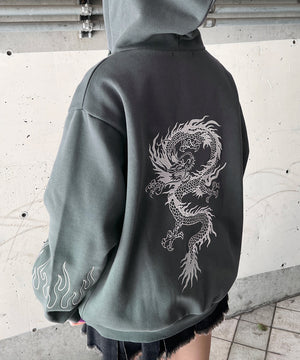 スミクロ モデル：160㎝ L着用