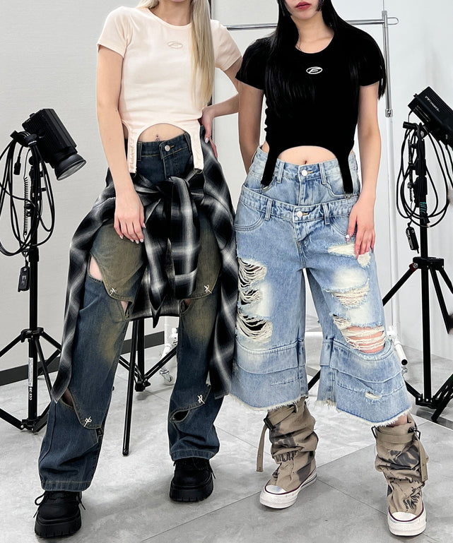 メタルロゴガーターベルトTシャツ