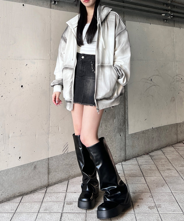 ホワイト モデル：154㎝ FREE着用