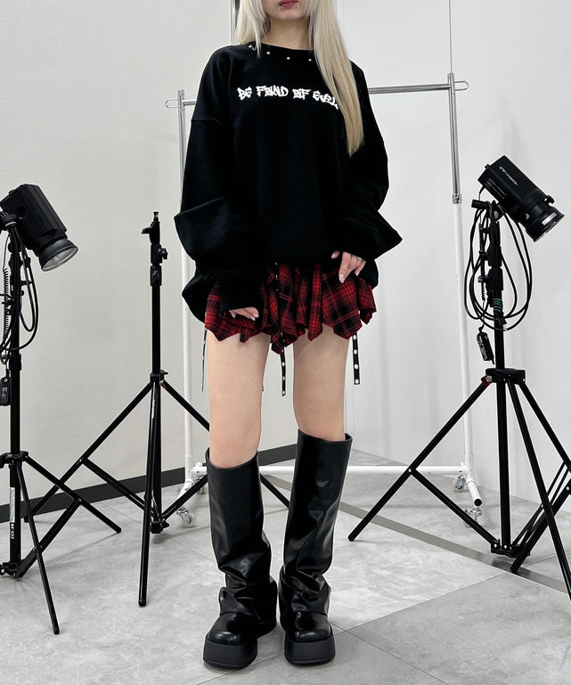 ブラック モデル：159㎝ FREE着用