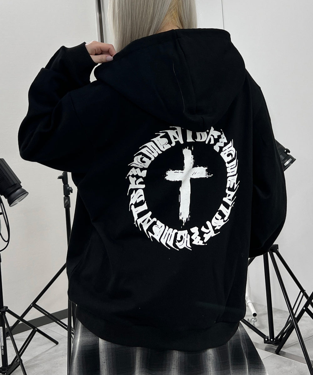 ブラック モデル：159㎝ L着用