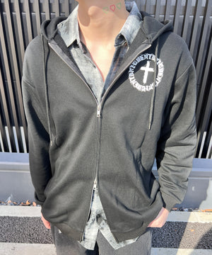 ブラック モデル：178cm XL着用