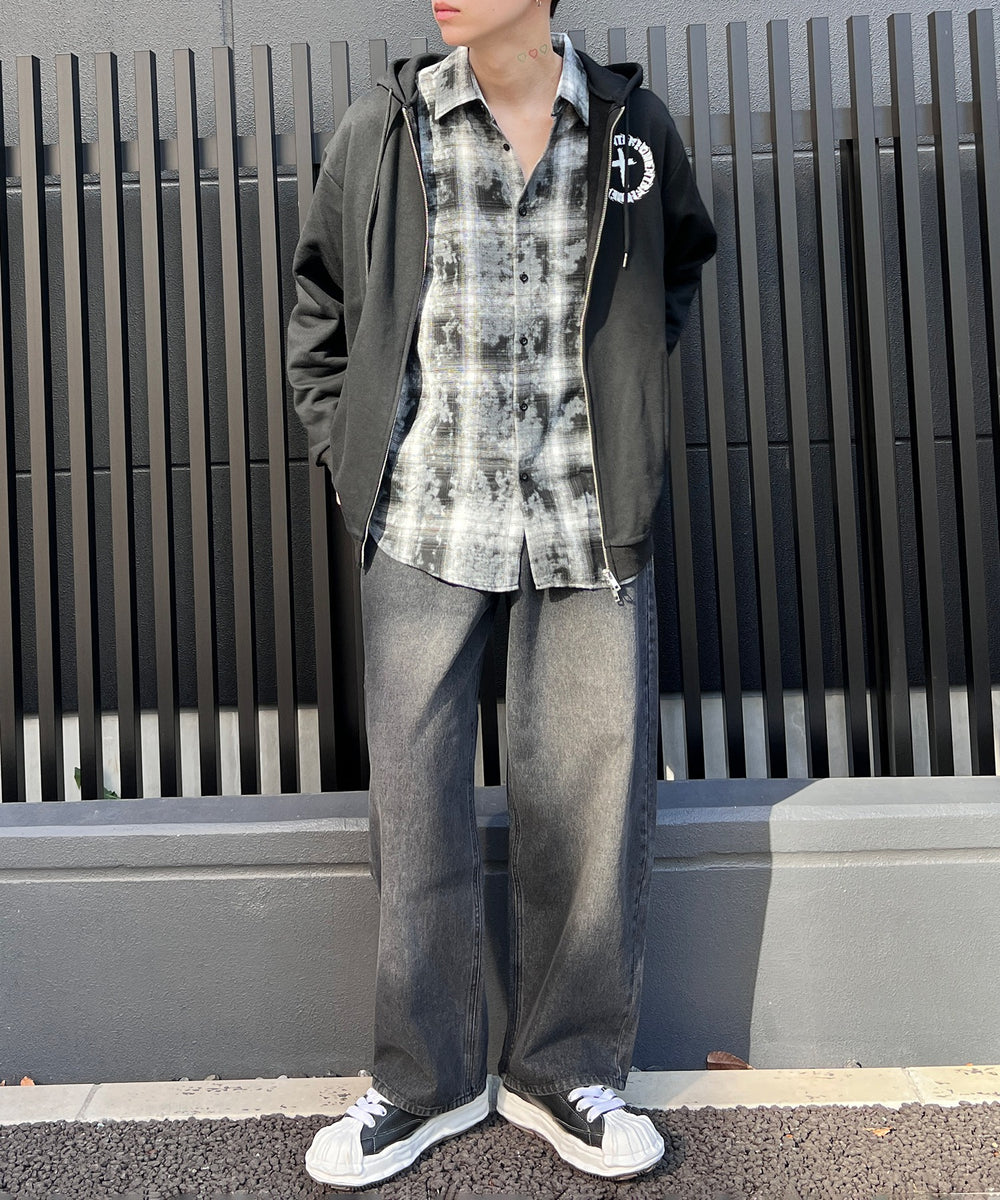 ブラック モデル：178cm XL着用