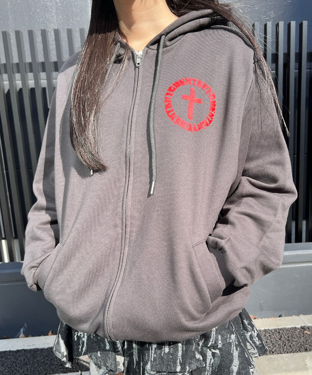 スミクロ モデル：154㎝ L着用