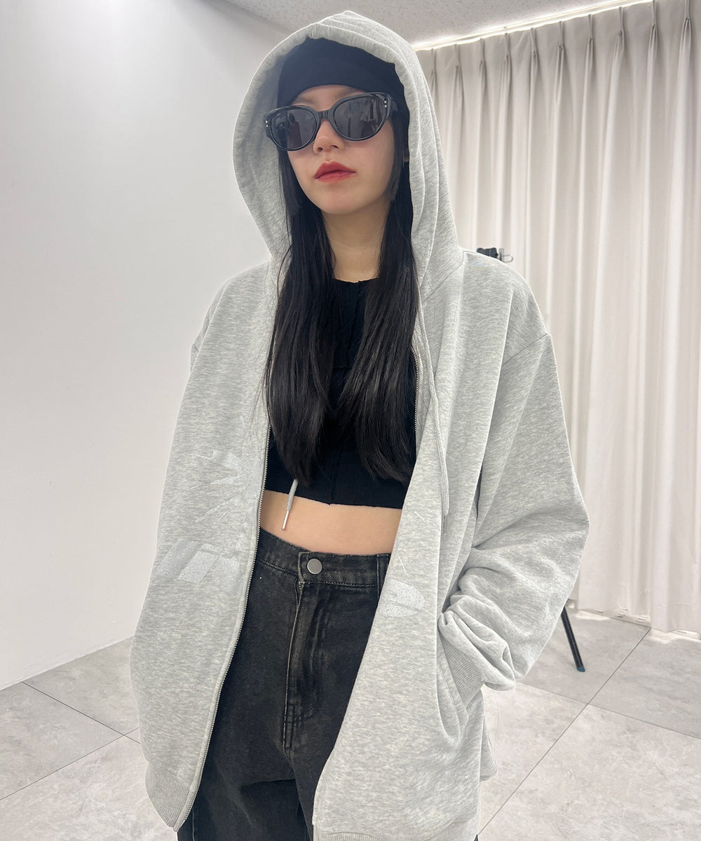 杢グレー モデル：154㎝ L着用