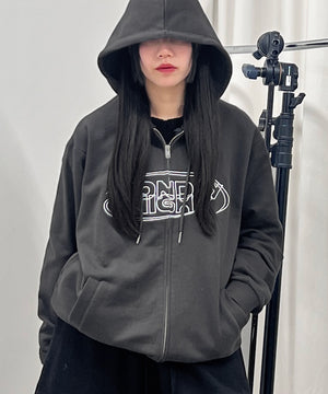 スミクロ モデル：154㎝ L着用