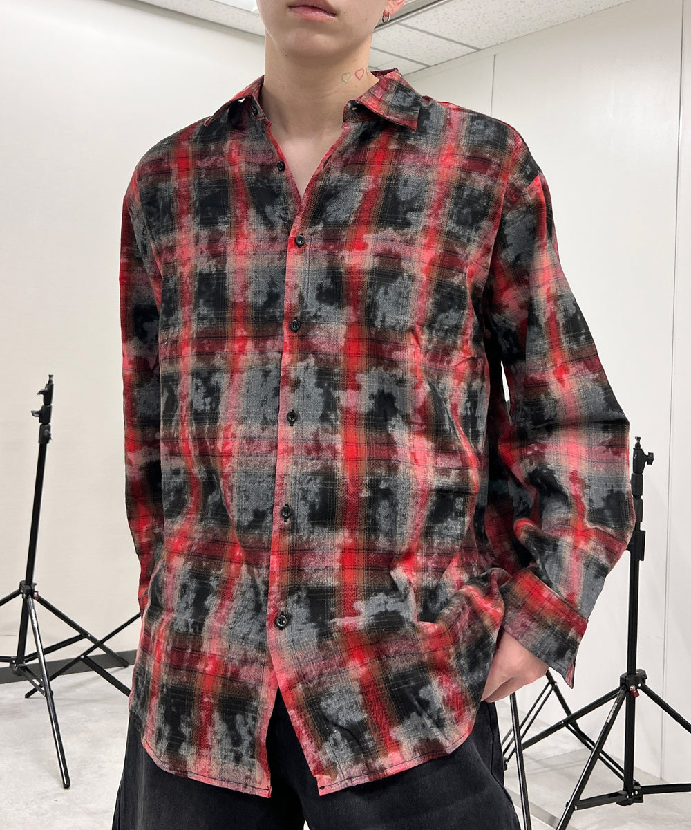 レッド モデル：178㎝ FREE着用