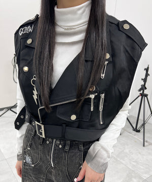 ブラック モデル：154㎝ FREE着用