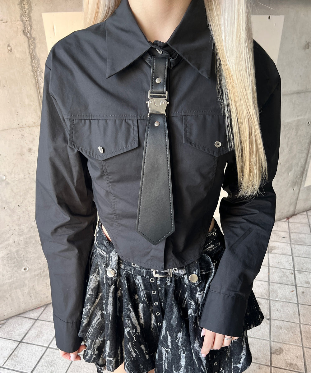 ブラック モデル：154㎝ FREE着用