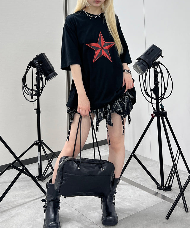 ブラック モデル：159㎝ FREE着用