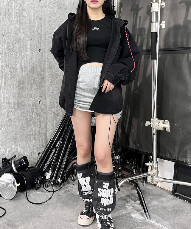 ブラック モデル：159㎝ FREE着用