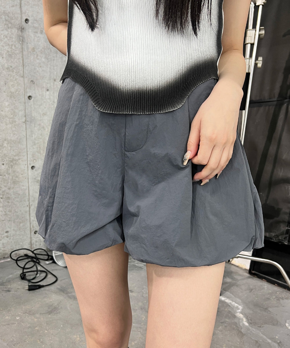 グレー モデル：154㎝ FREE着用