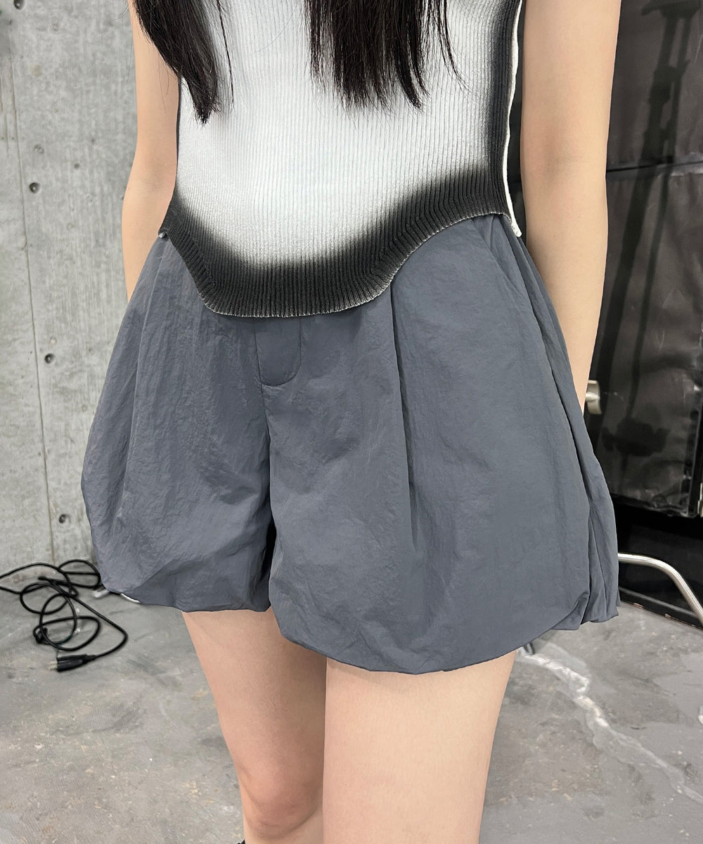 グレー モデル：154㎝ FREE着用