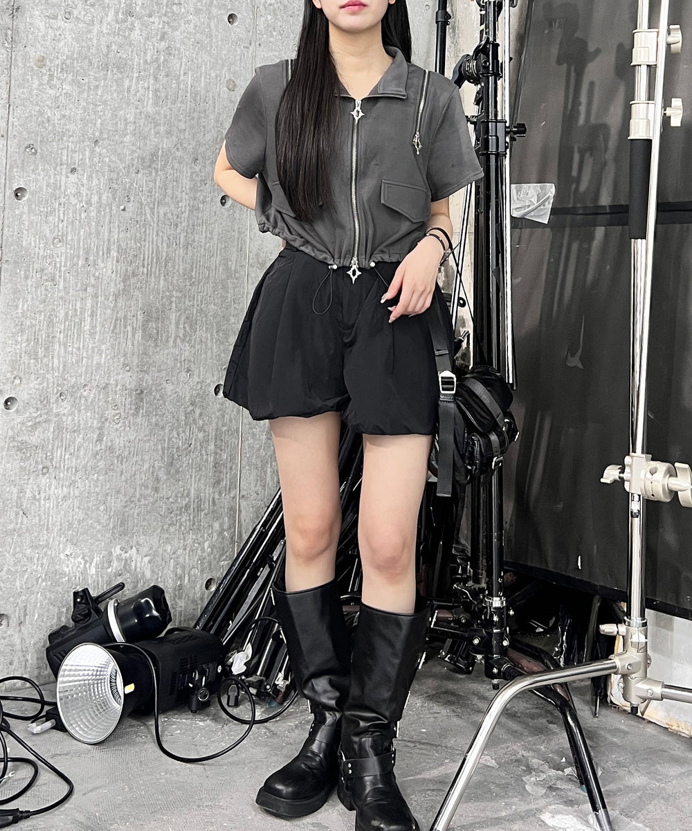 ブラック モデル：154㎝ FREE着用