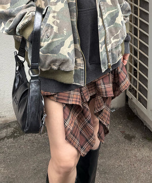 ブラウン モデル：167㎝ FREE着用