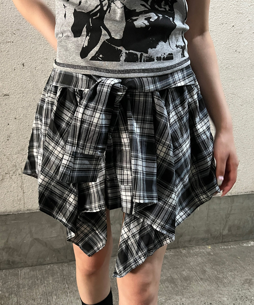 グレー モデル：160㎝ FREE着用