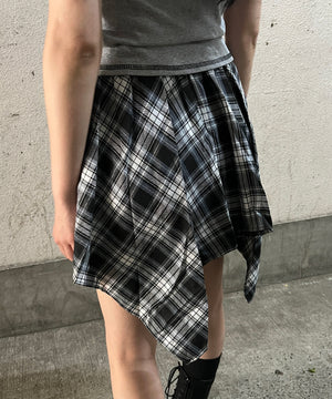 グレー モデル：160㎝ FREE着用