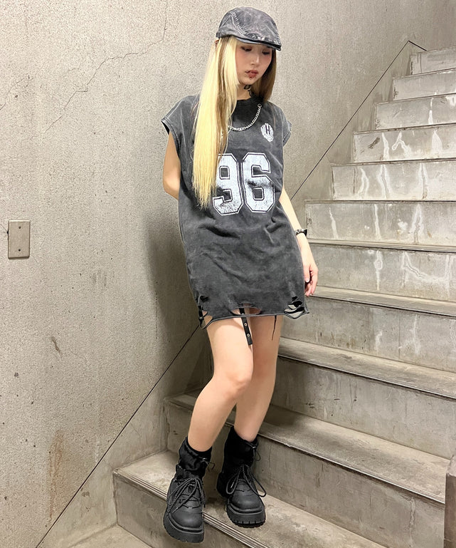 柄5 モデル：160㎝ FREE着用