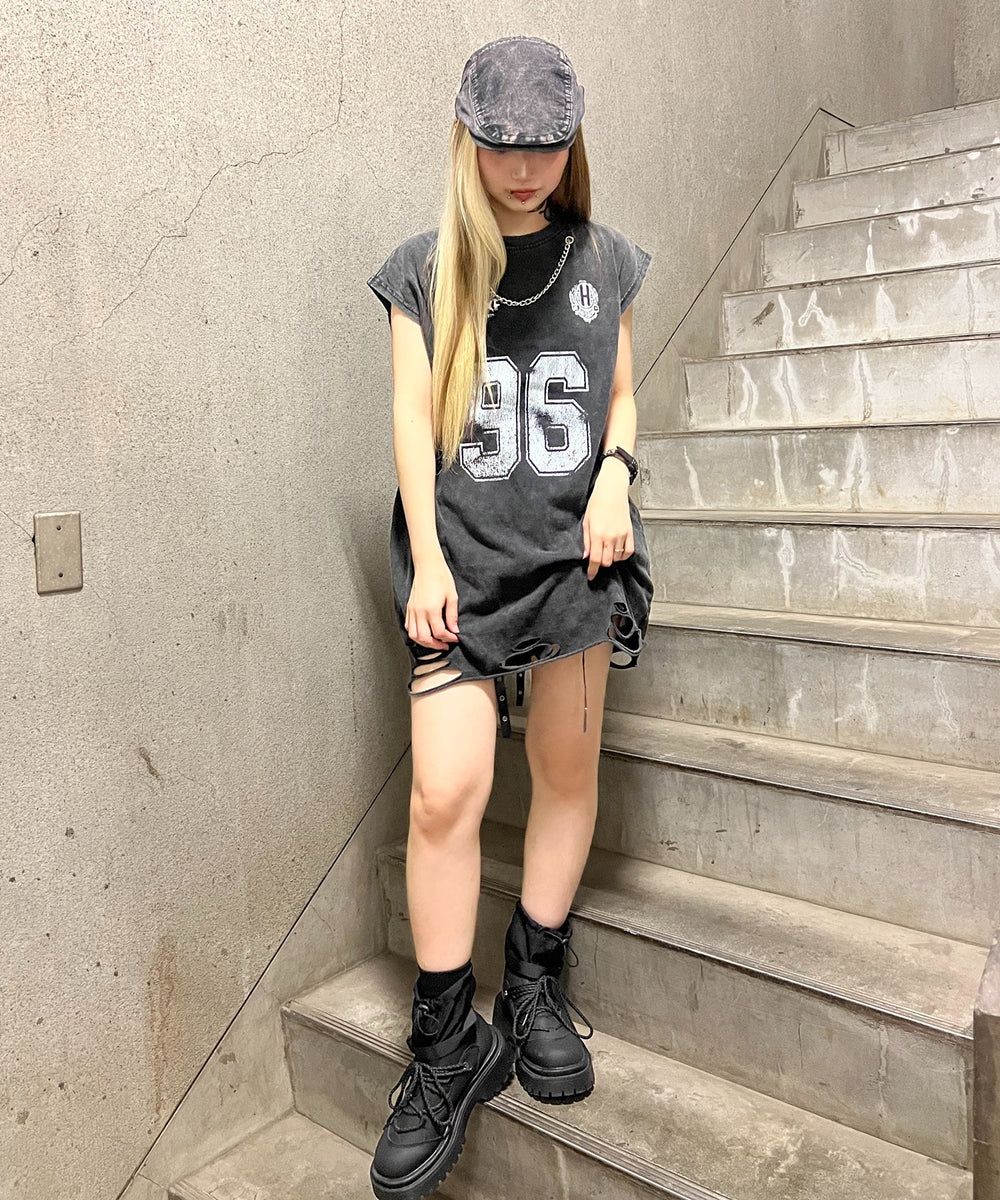 柄5 モデル：160㎝ FREE着用