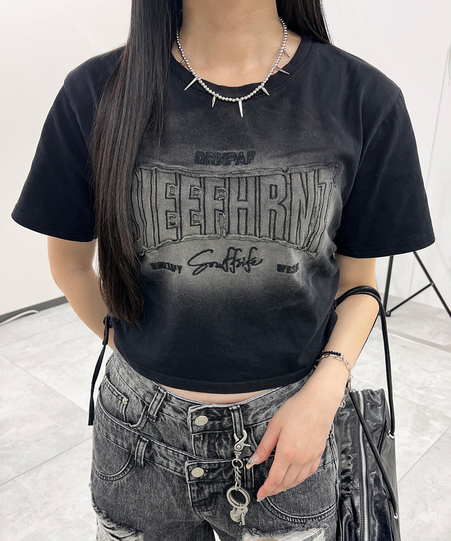 パッチロゴショートT/ブラック モデル：154㎝ FREE着用