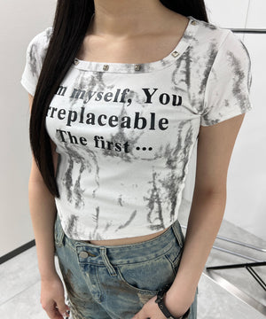 ホワイト モデル：154㎝ FREE着用