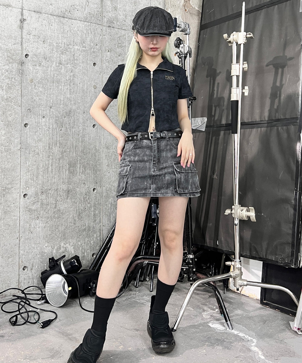 ブラック モデル：160㎝ FREE着用