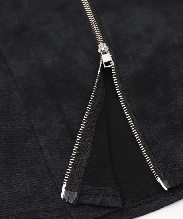 メタルバッジZIP UPトップ