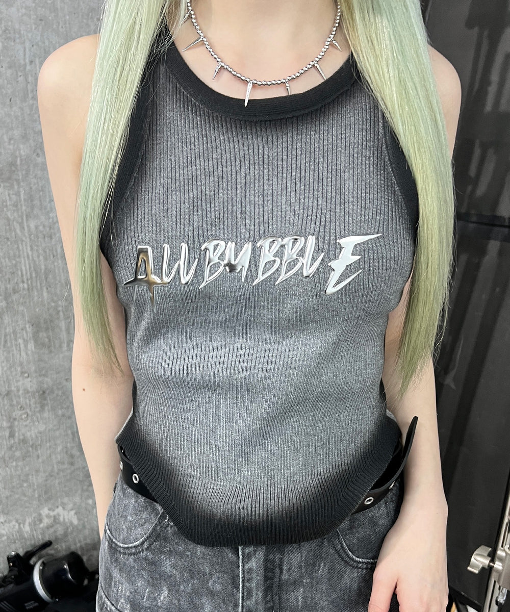 グレー モデル：160㎝ FREE着用