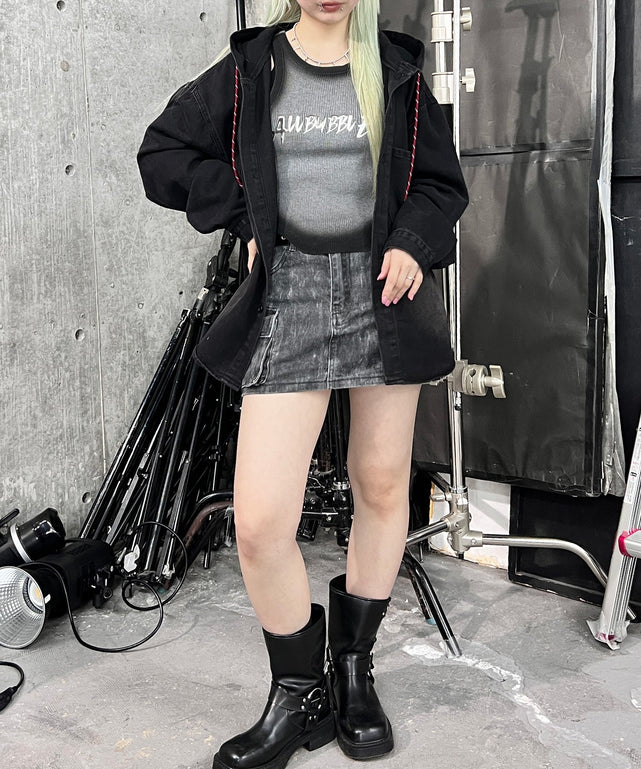 グレー モデル：160㎝ FREE着用