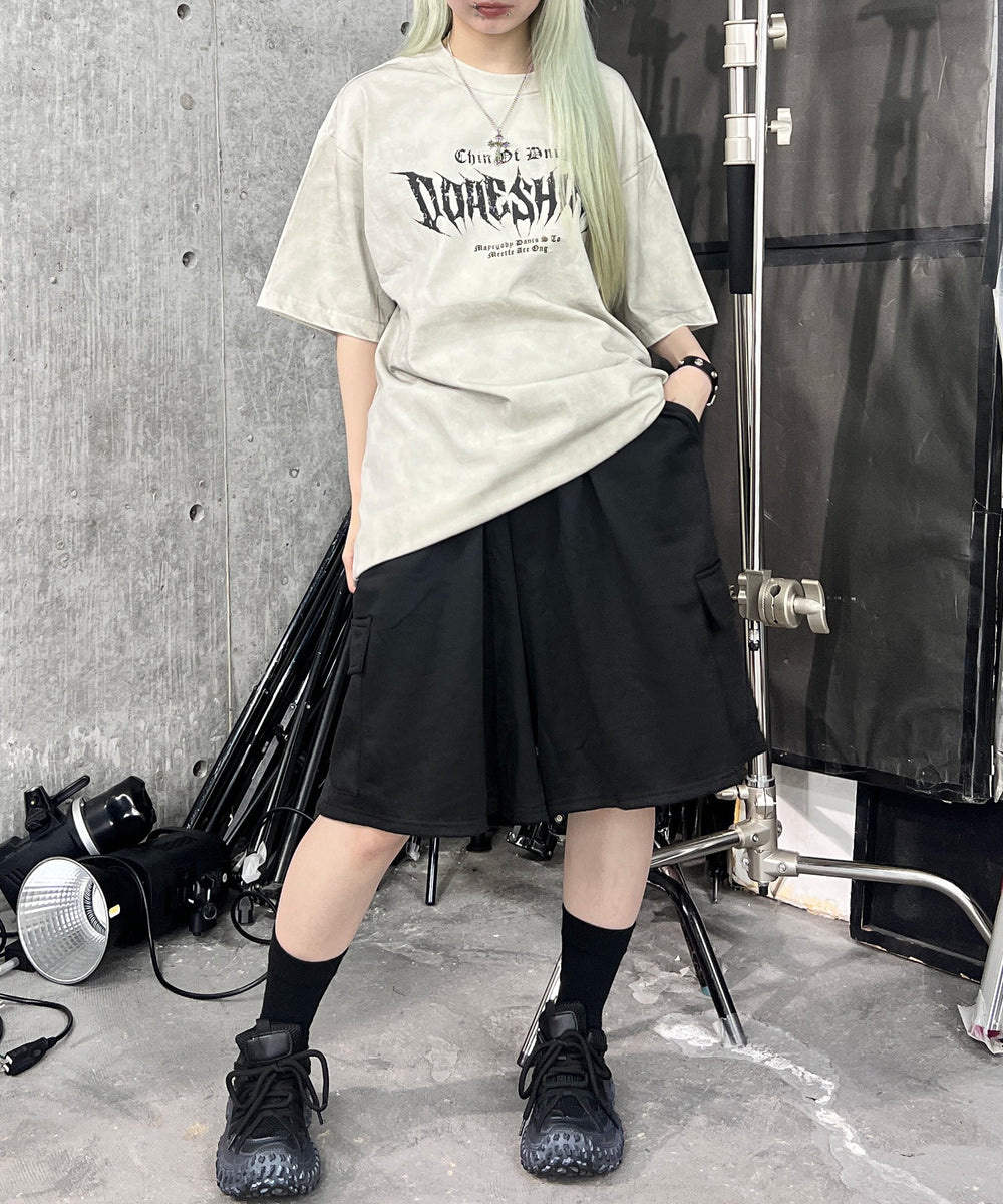 ホワイト モデル：160㎝ FREE着用